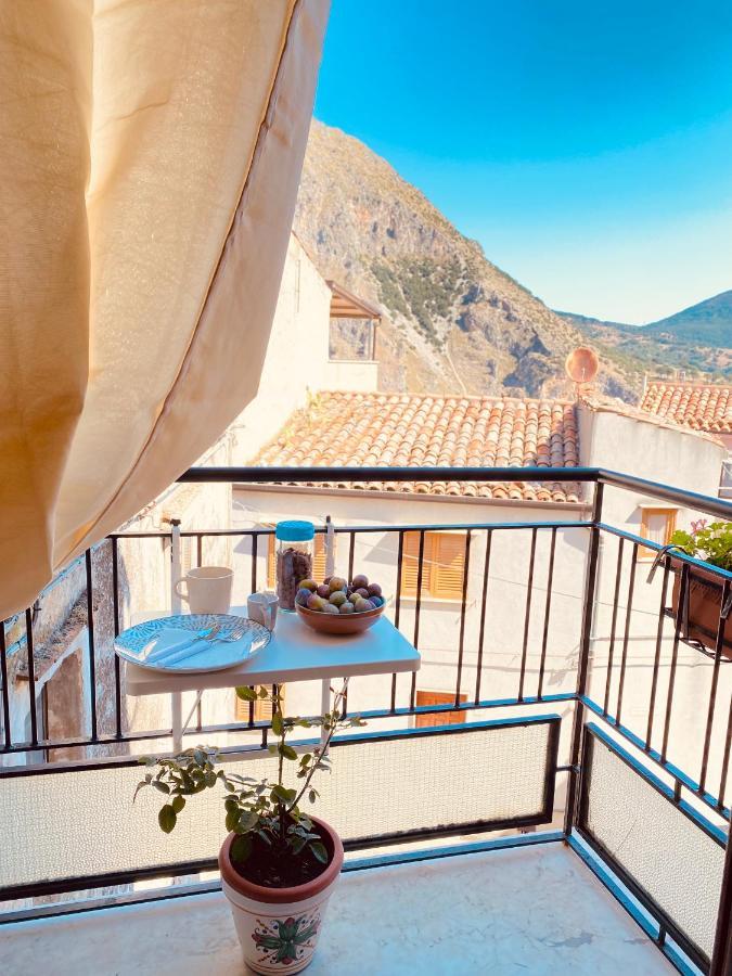 A Punta Terra Isnello Bed & Breakfast Exterior photo